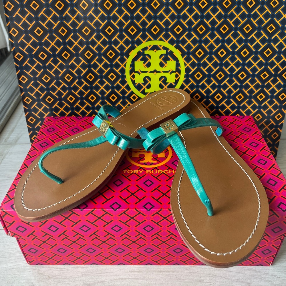 New Tory Burch Turquoise Leighanne Flat Thong Patent Women Sandals, Size…9 - Picture 5 of 7
